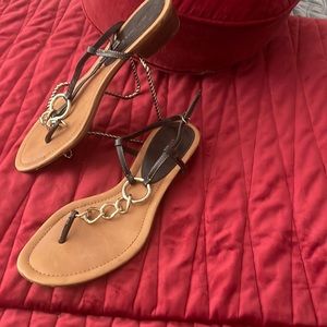 Ann Taylor small heel size 7 leather chain sandal brown